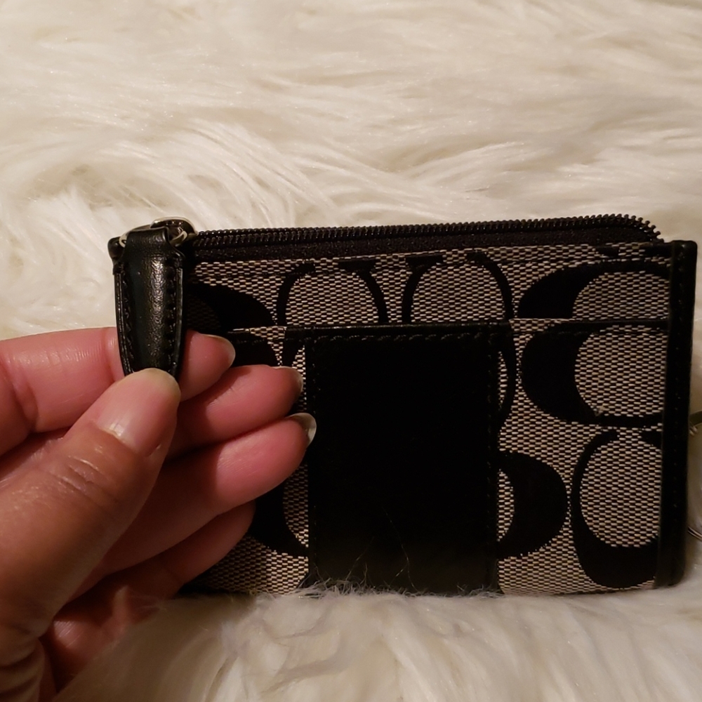Coach Coin / Card Holder w/ keyring - Picture 5 of 8